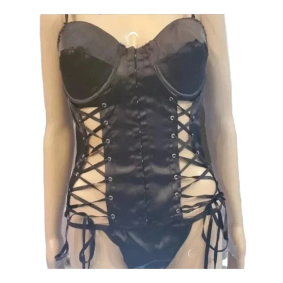 Black Double Peekaboo Corset with Garter Clips and PantyLace Up high end fashion - Picture 5 of 8